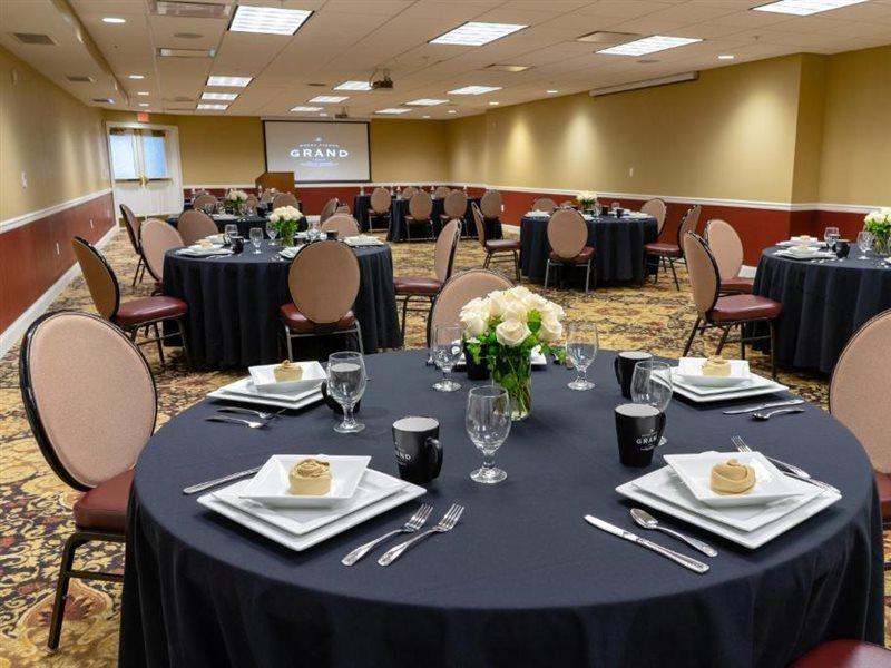 The Mount Vernon Grand Hotel Extérieur photo