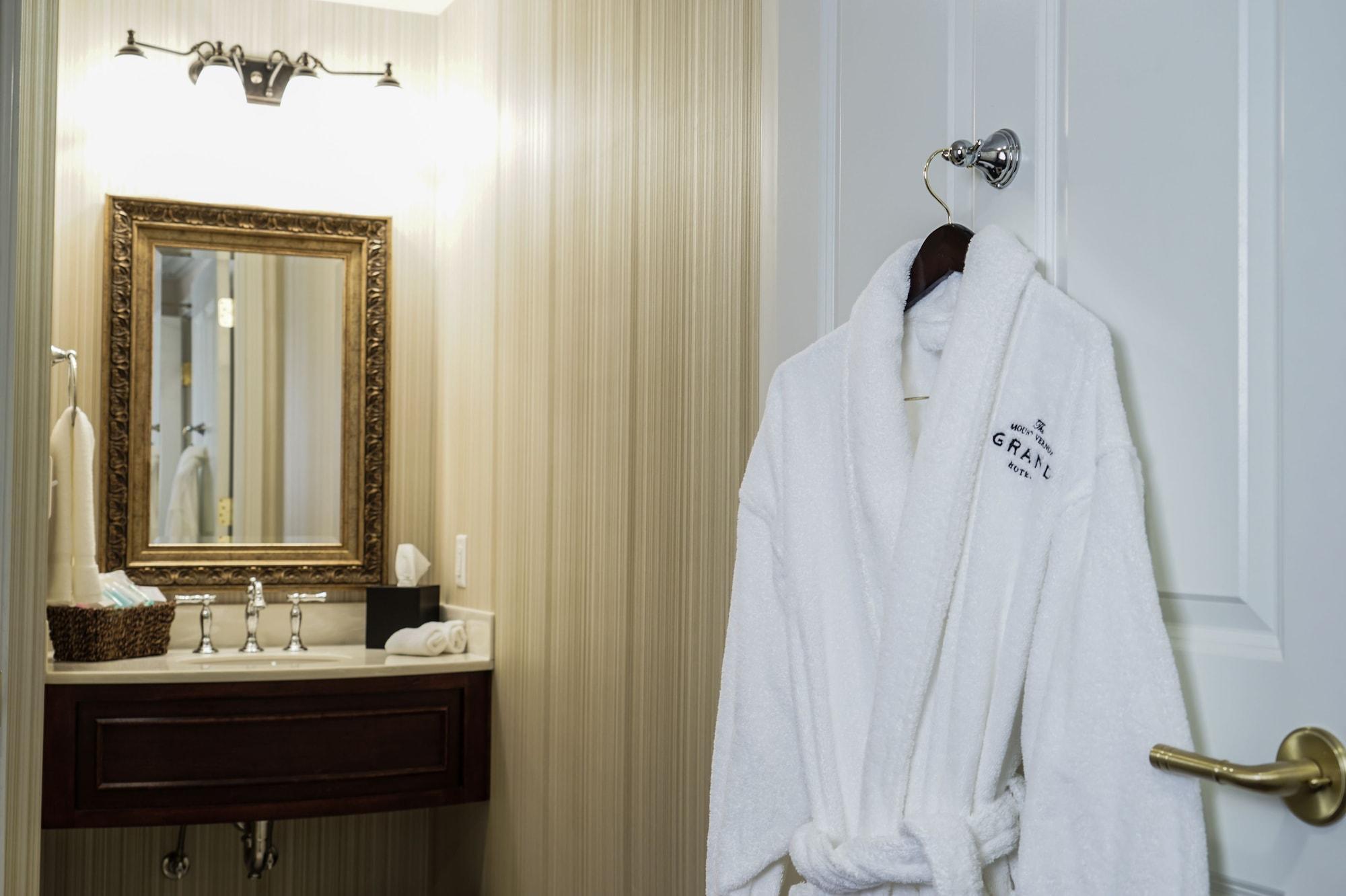 The Mount Vernon Grand Hotel Extérieur photo